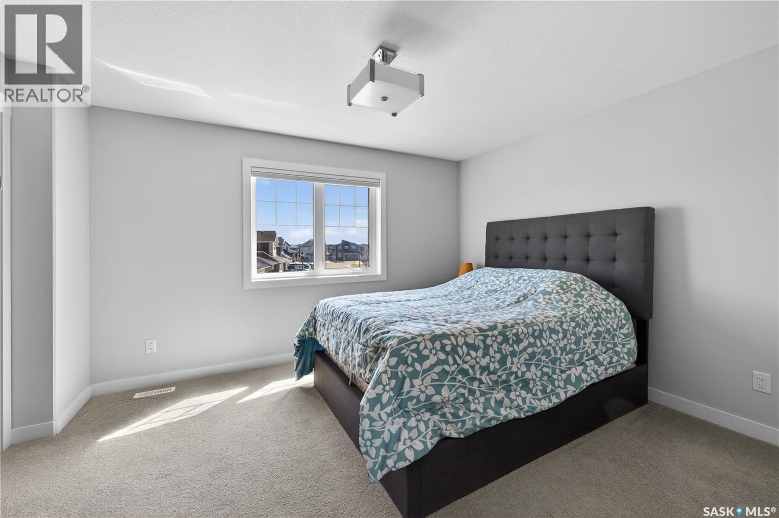 3136 Crosbie CRESCENT - 17