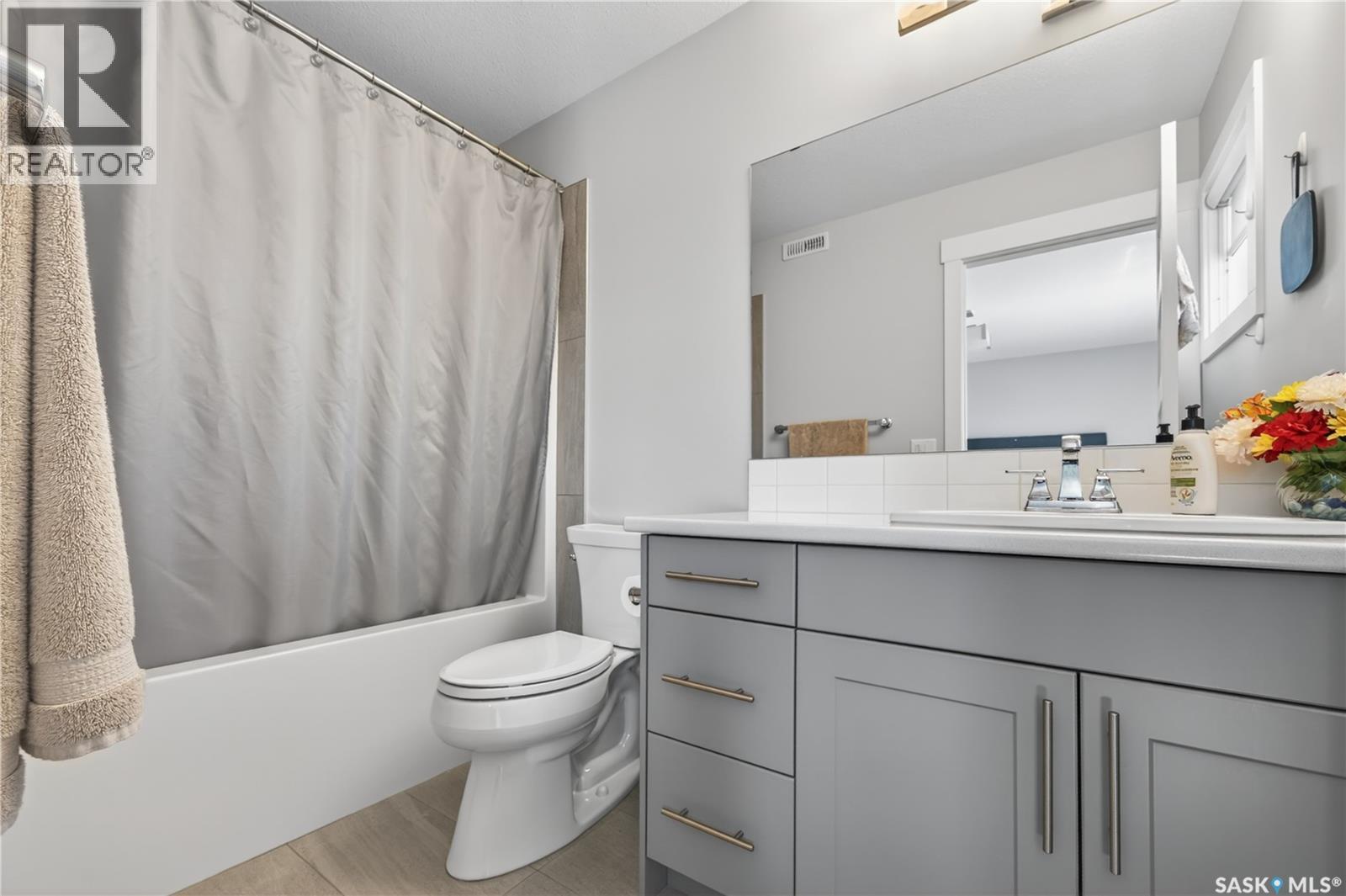 3136 Crosbie CRESCENT - 21