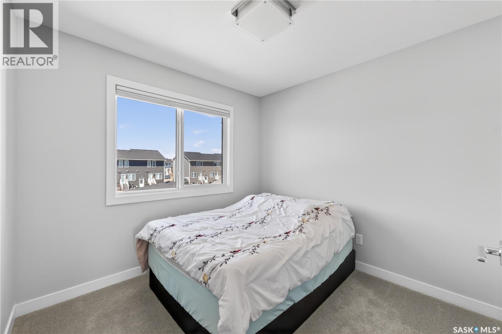 3136 Crosbie CRESCENT - 23