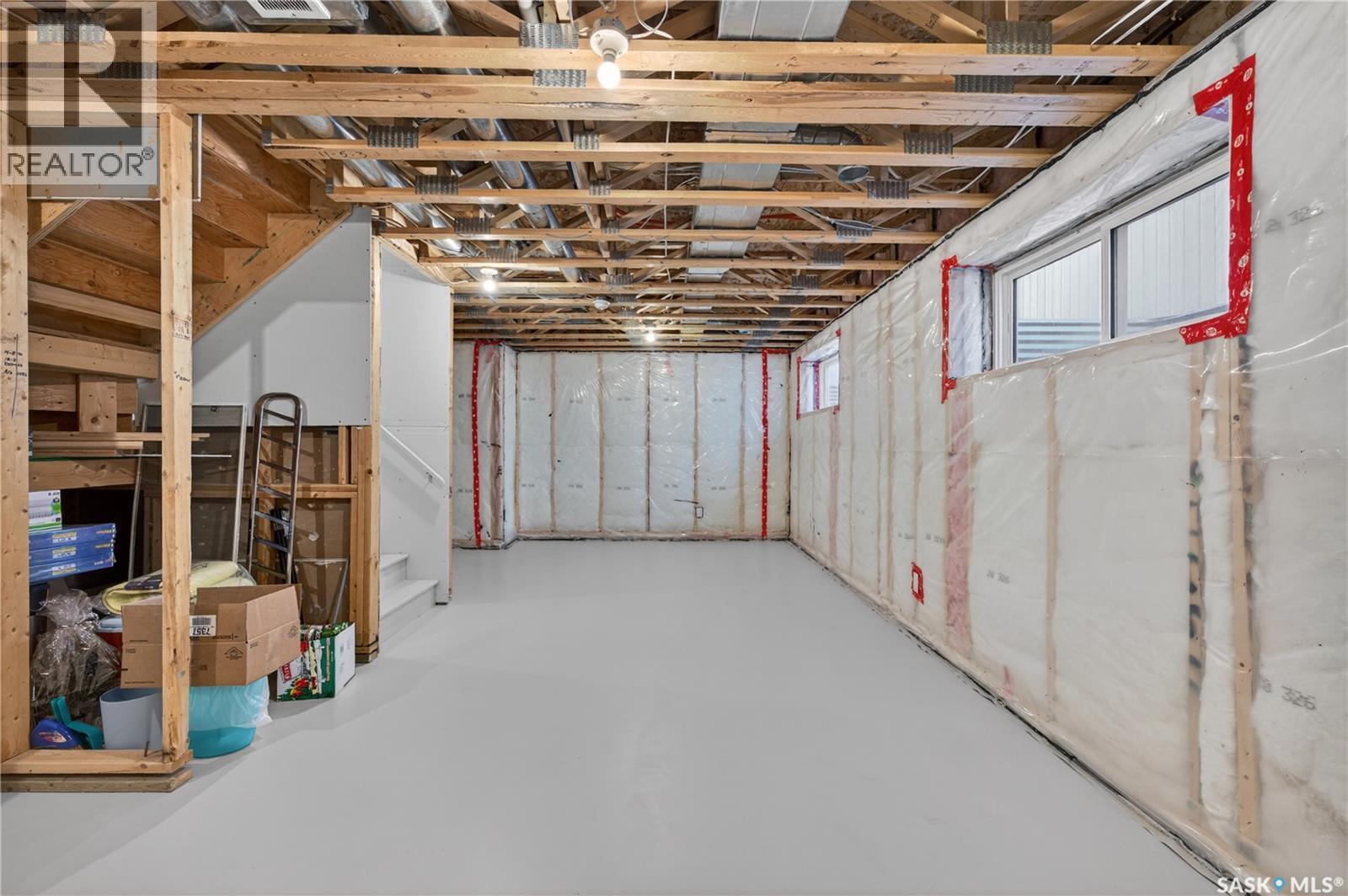 3136 Crosbie CRESCENT - 30