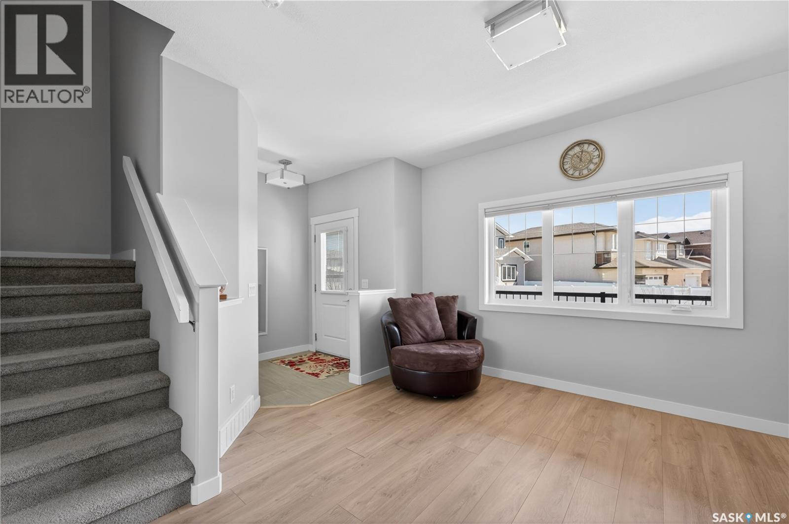 3136 Crosbie CRESCENT - 8
