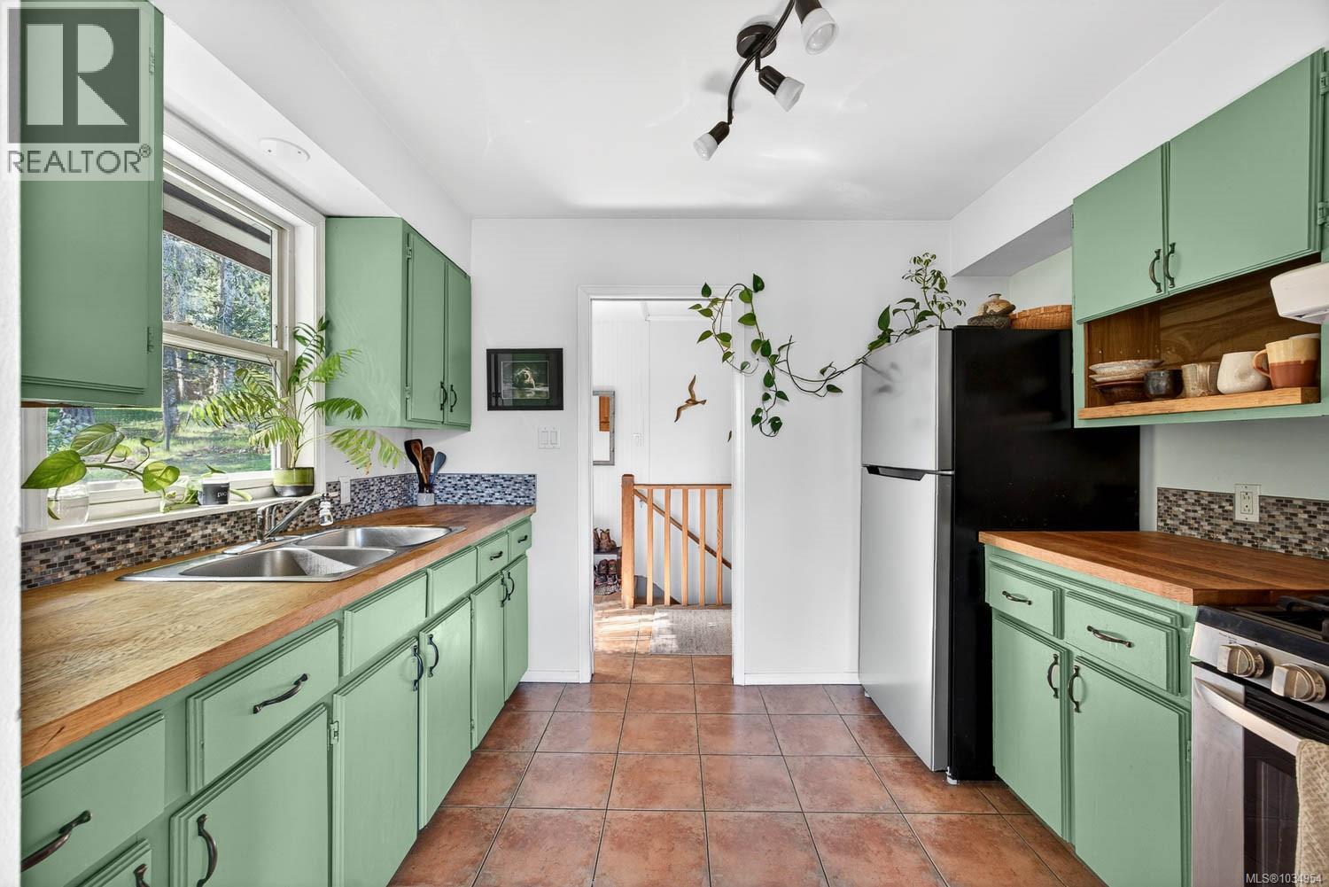 206 Roland Rd - 14