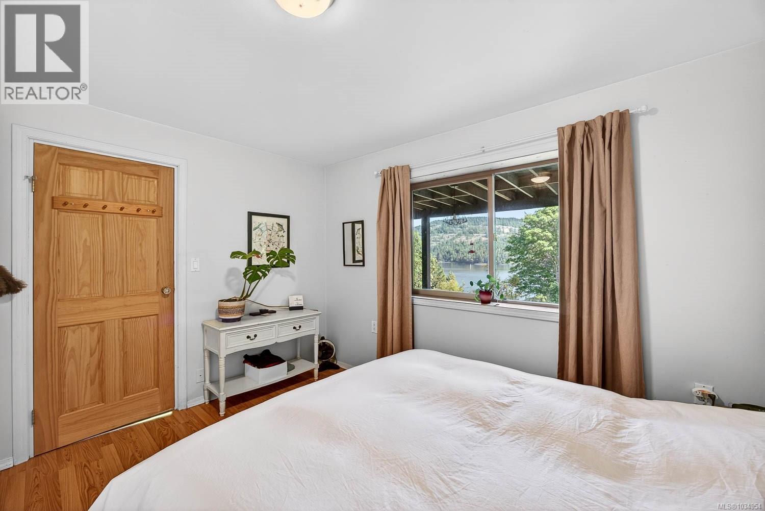 206 Roland Rd - 25