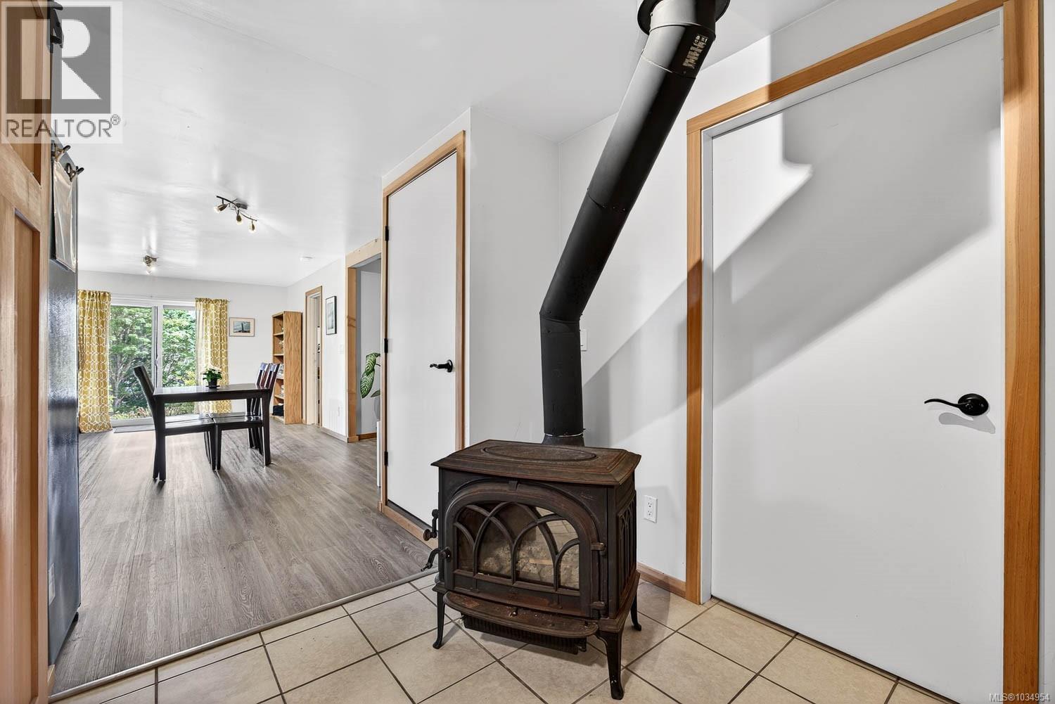206 Roland Rd - 26