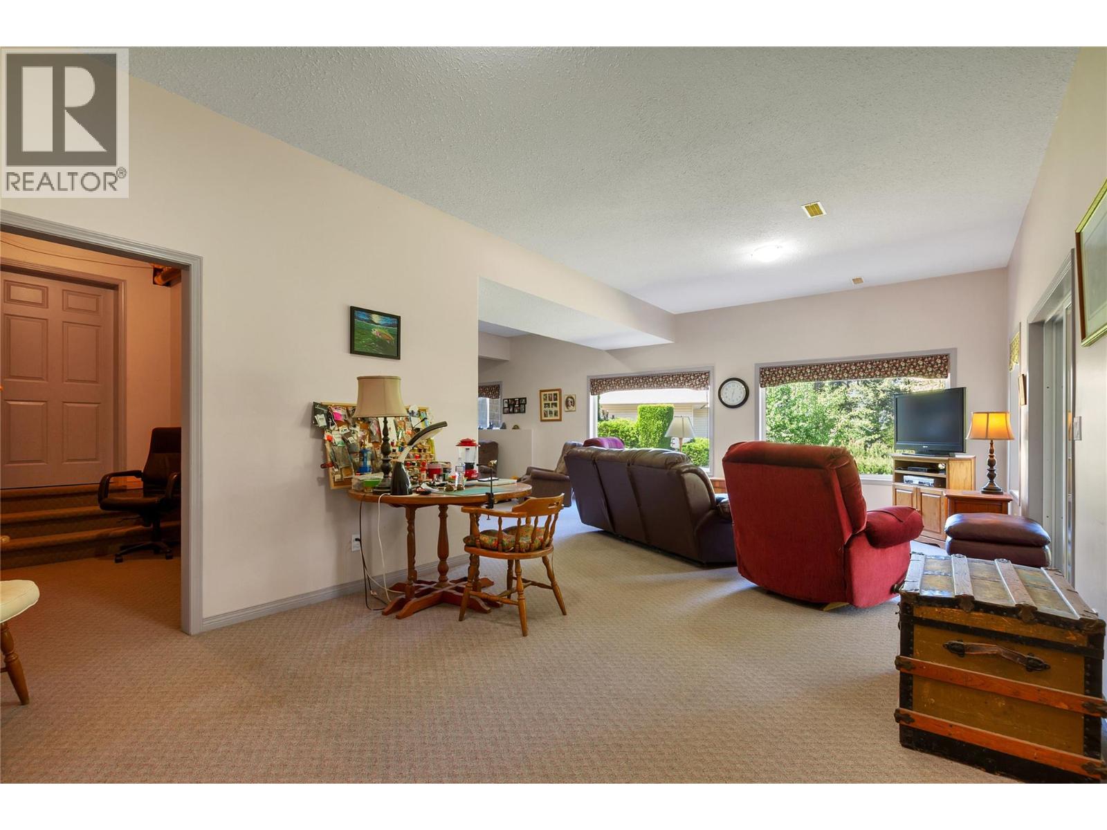 35 Peregrine Way - 36