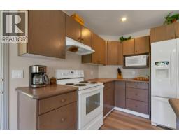 4pc Bathroom - 35 Peregrine Way, Vernon, BC V1H1E4 Photo 12