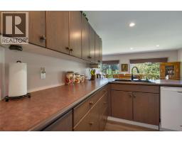 Bedroom - 35 Peregrine Way, Vernon, BC V1H1E4 Photo 14