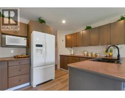 Bedroom - 35 Peregrine Way, Vernon, BC V1H1E4 Photo 13