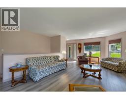 Recreation room - 35 Peregrine Way, Vernon, BC V1H1E4 Photo 7