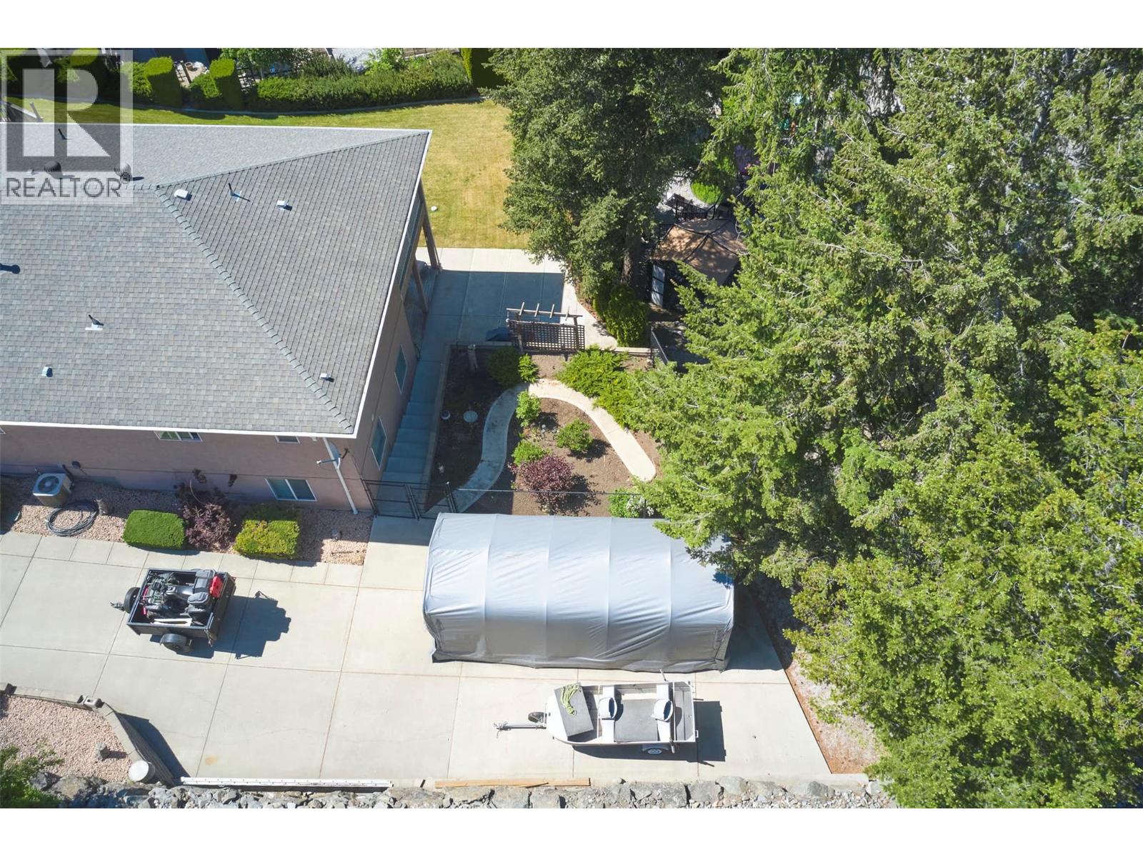 35 Peregrine Way - 71