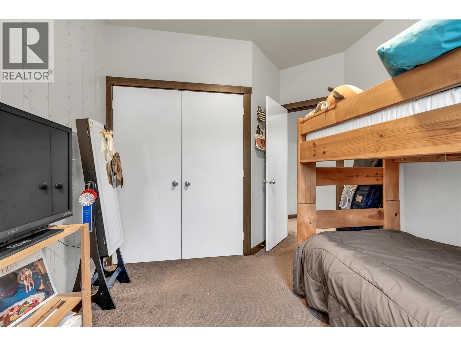 #102 653 Papineau Street - 16