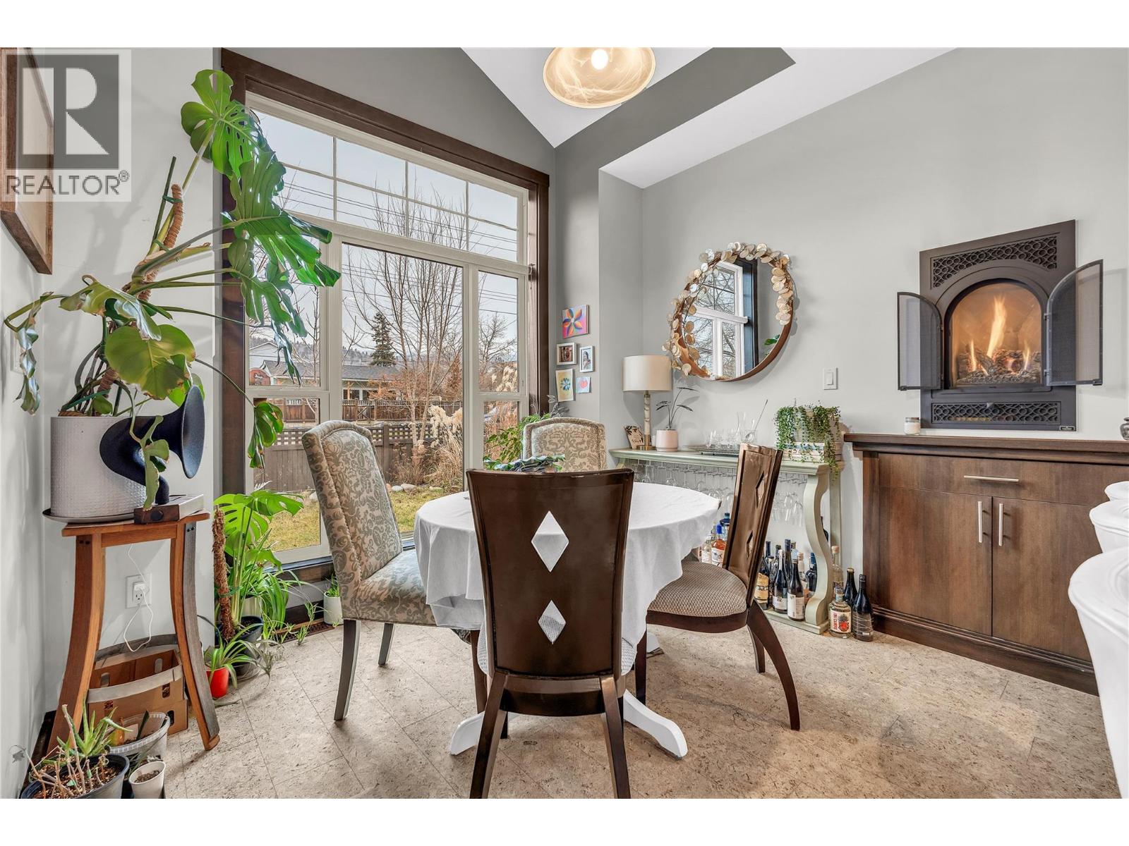 #102 653 Papineau Street - 2