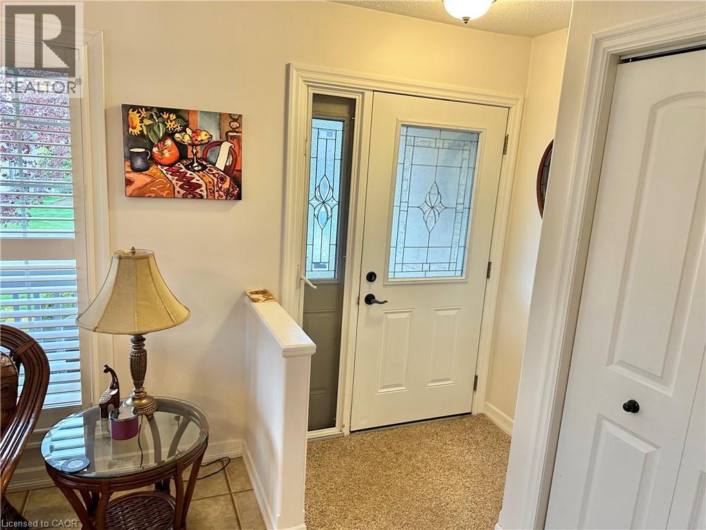 #4 409 QUEEN Street S - 5