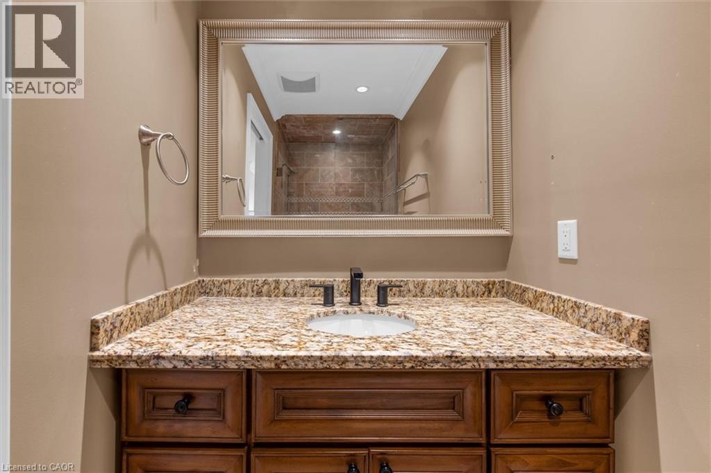 710 SPRING GARDENS Road Unit# 20, Burlington, Ontario, L7T4K7 — Photo 36