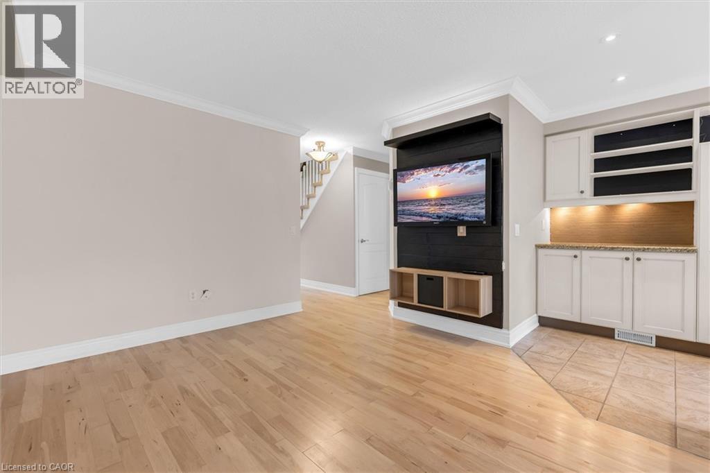 710 SPRING GARDENS Road Unit# 20, Burlington, Ontario, L7T4K7 — Photo 28