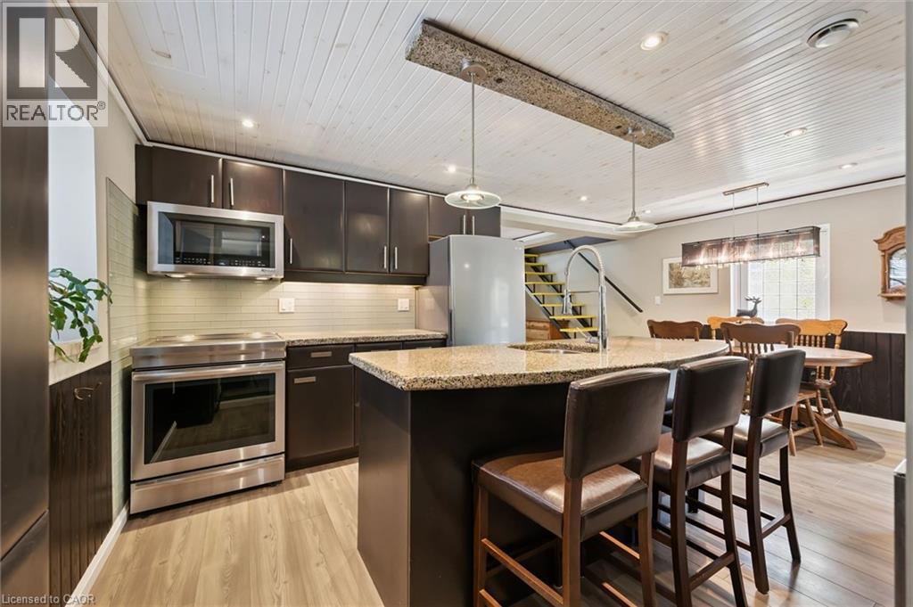 15 POPLAR Trail, Puslinch, Ontario, N3C2V4 — Photo 13