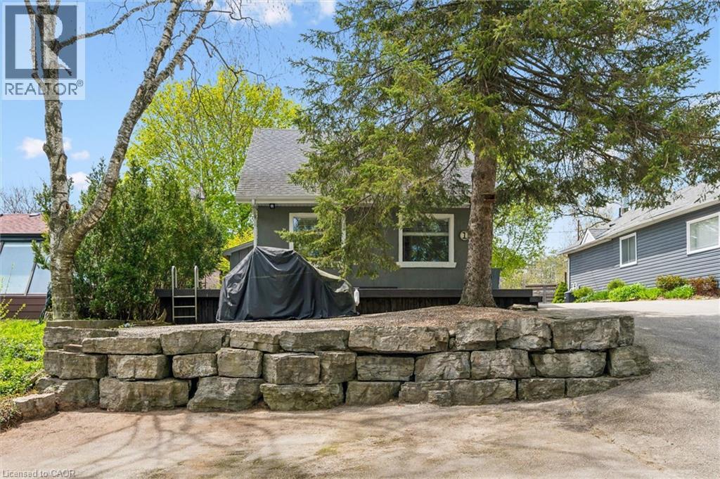 15 POPLAR Trail, Puslinch, Ontario, N3C2V4 — Photo 10