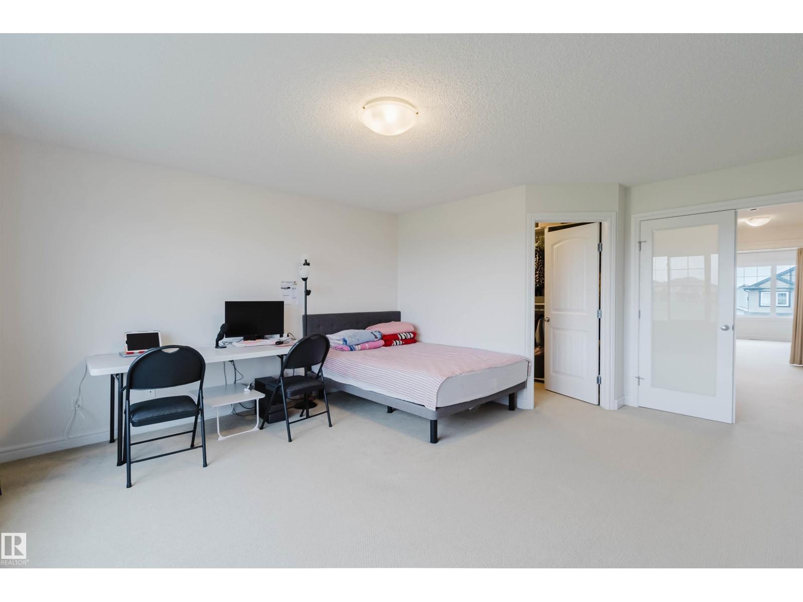 17718 5A AV SW - 36