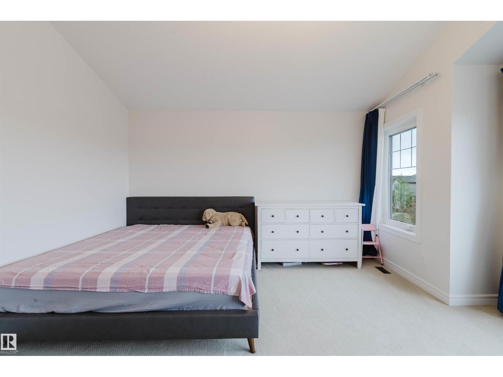 17718 5A AV SW - 25