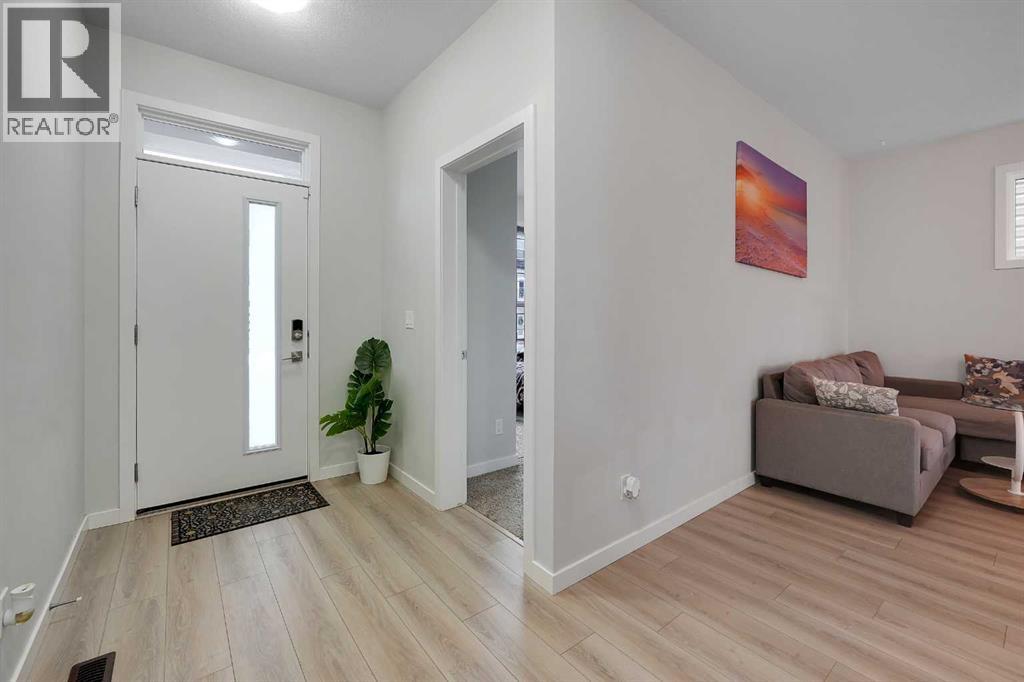 32 SETON Row SE - Image 3