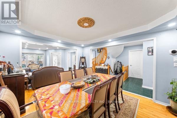 3 FIDDLENECK CRESCENT - 12