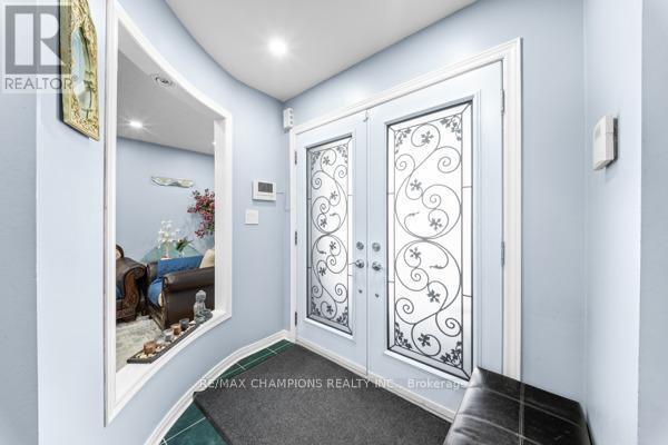 3 FIDDLENECK CRESCENT - 9