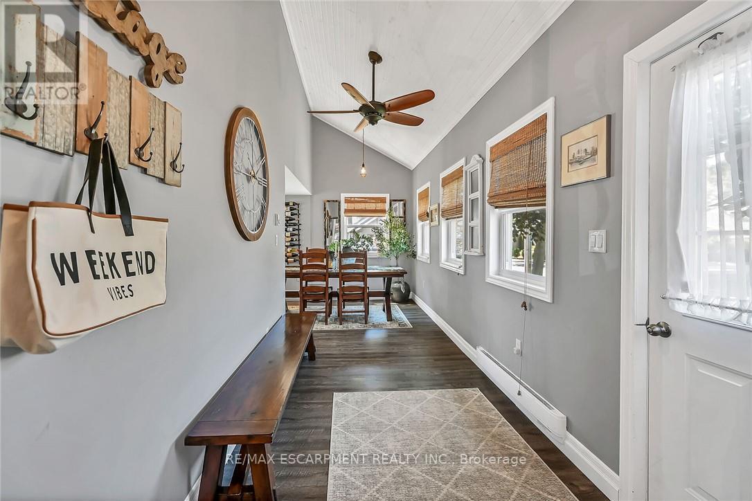 55 LAKESIDE DRIVE - 21