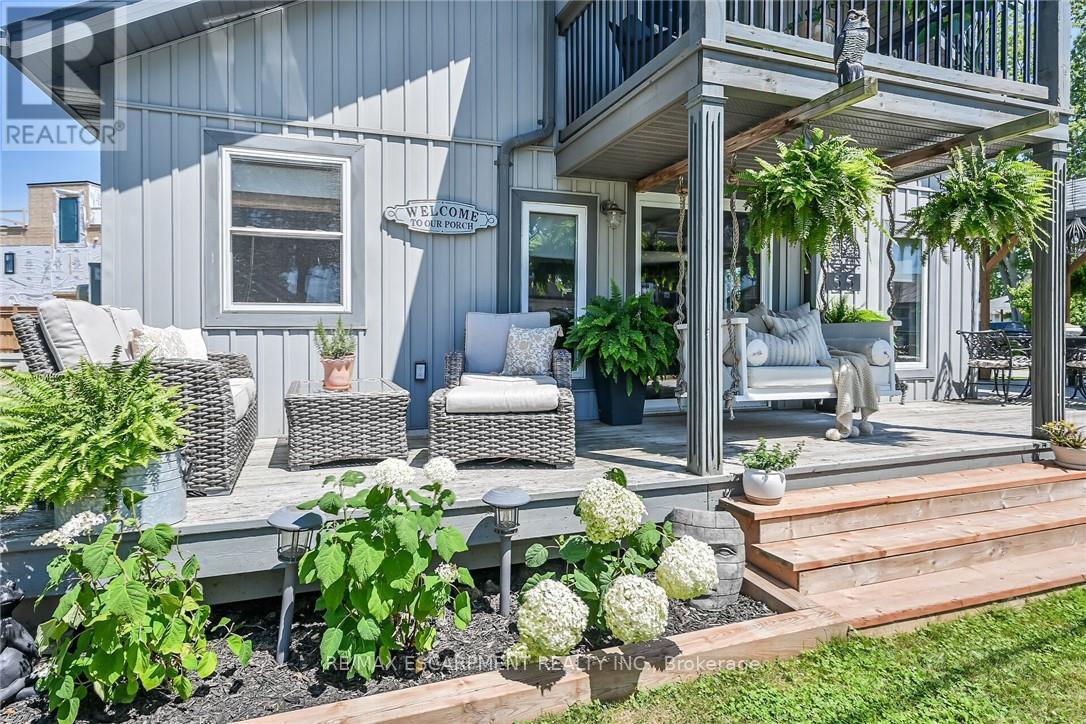 55 LAKESIDE DRIVE - 4