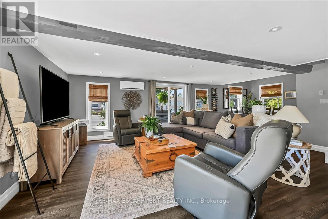 55 LAKESIDE DRIVE - 7
