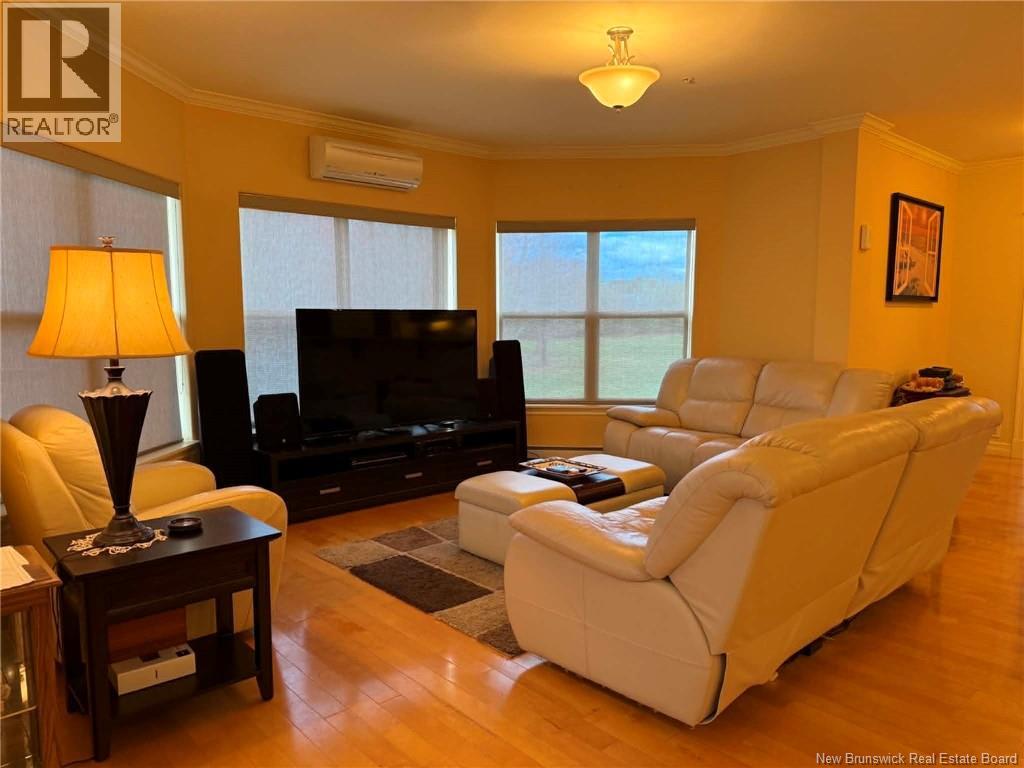 #205 55 Old Ferry Road - 21