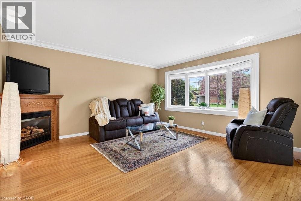 93 VARADI Avenue, Brantford, Ontario, N3R3N4 — Photo 36