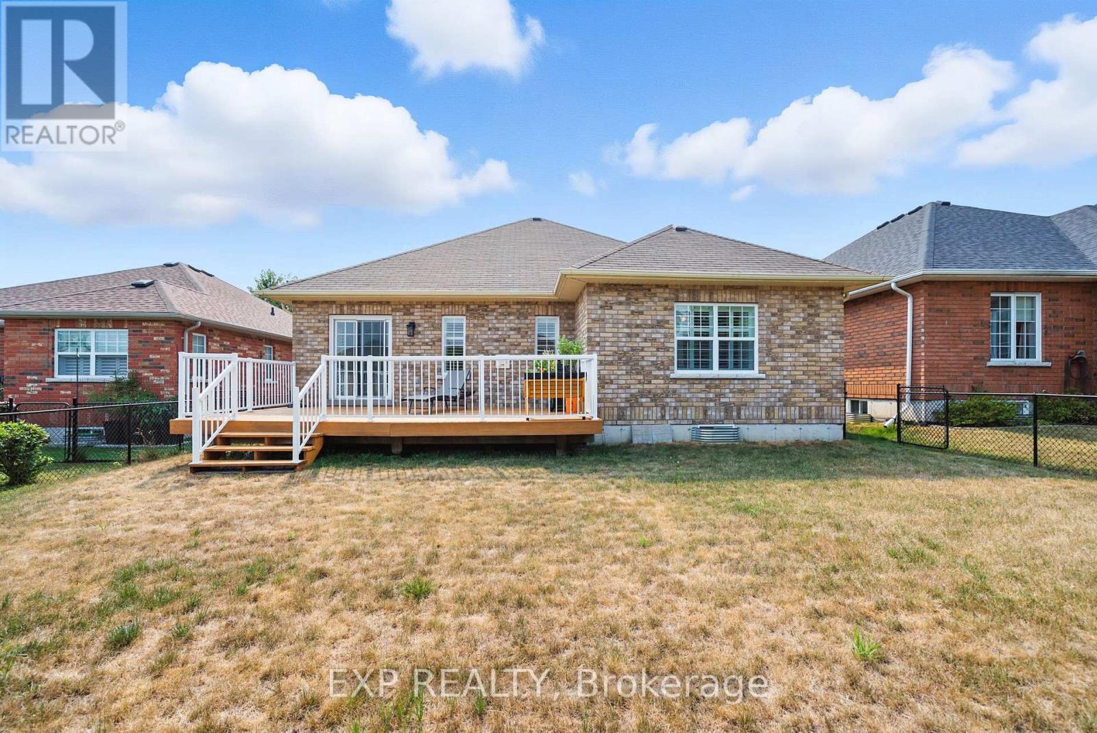 6 CORTLAND WAY - 28