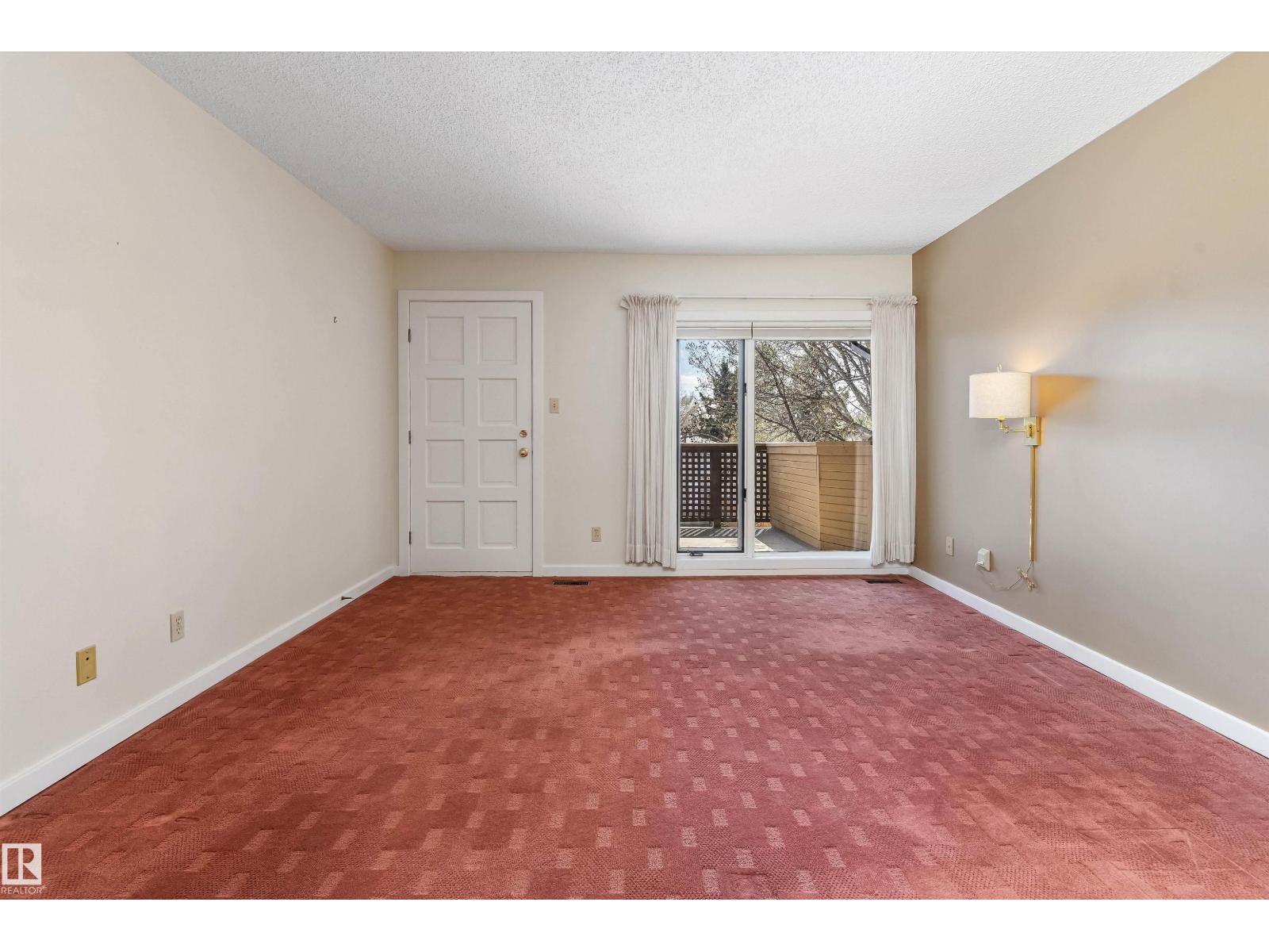 #7 14824 45 AV NW - 40