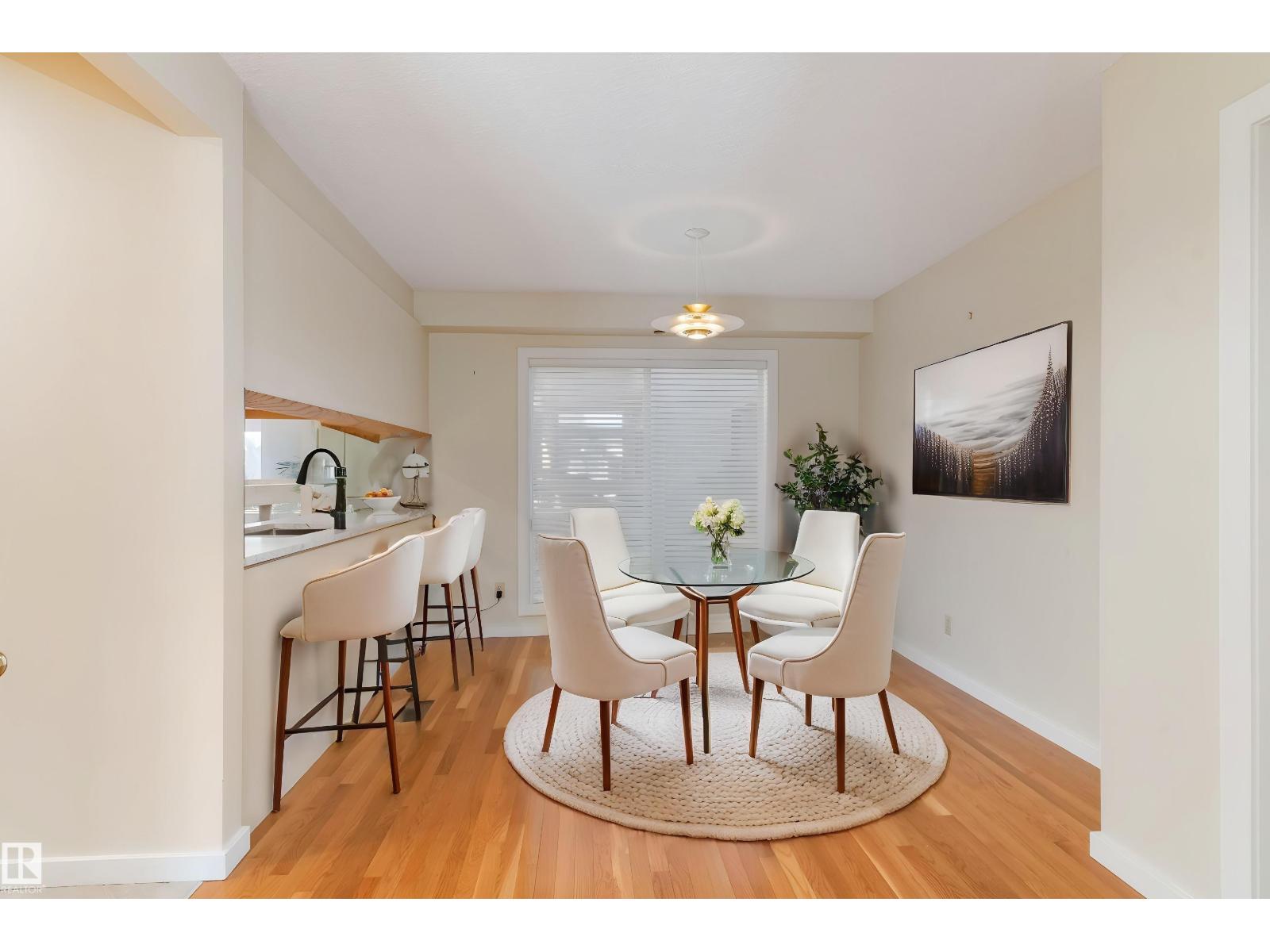 #7 14824 45 AV NW - 21