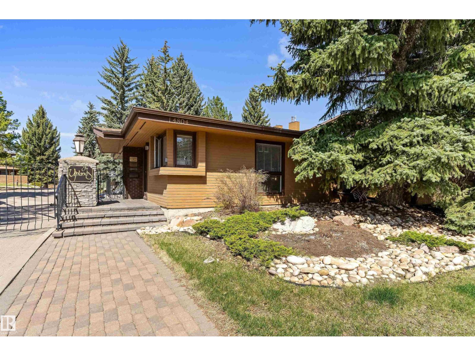 #7 14824 45 AV NW - 59