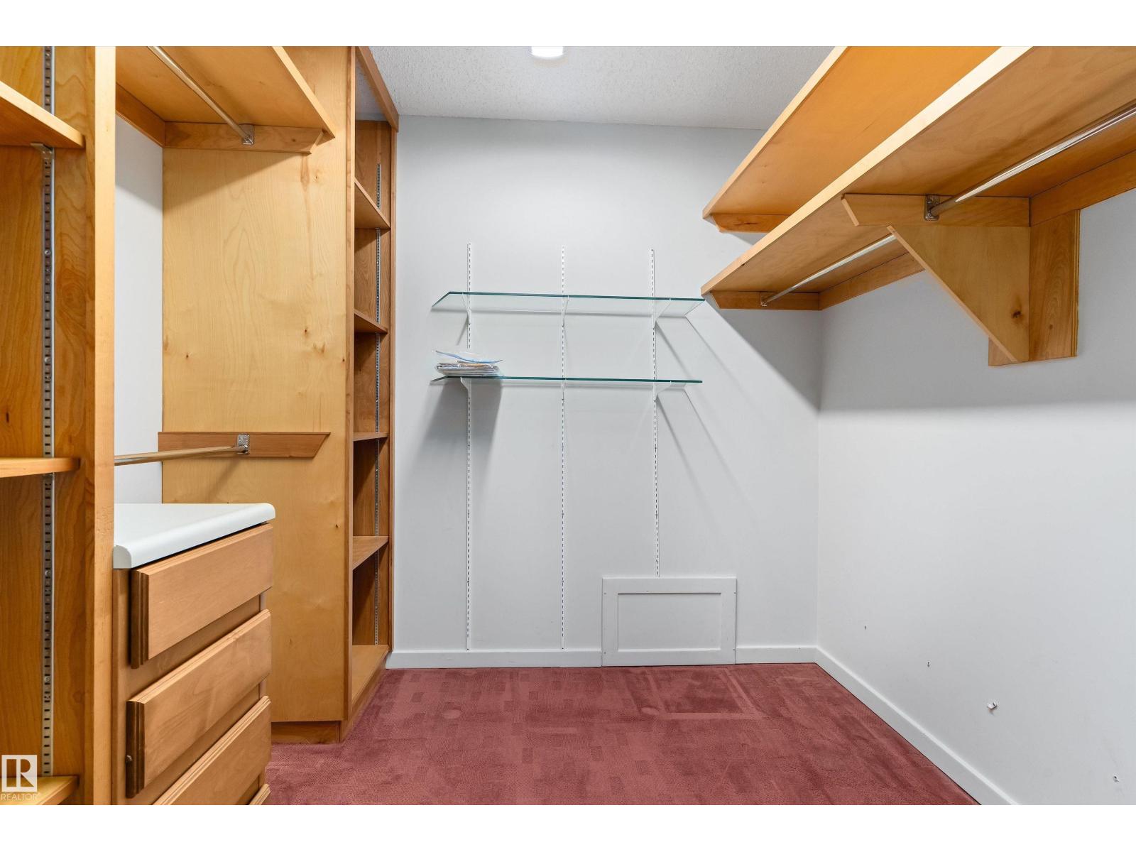 #7 14824 45 AV NW - 46