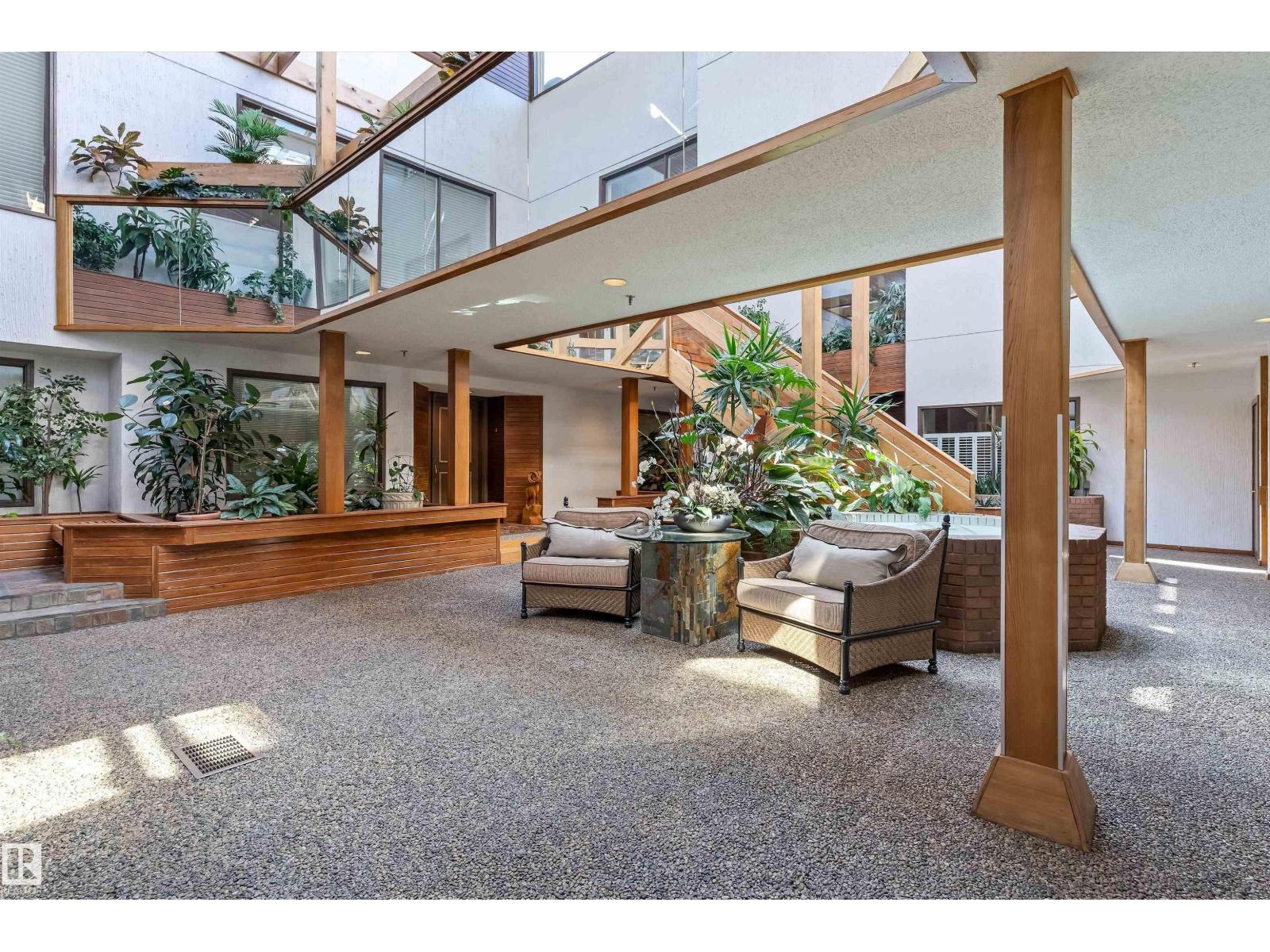 #7 14824 45 AV NW - 53