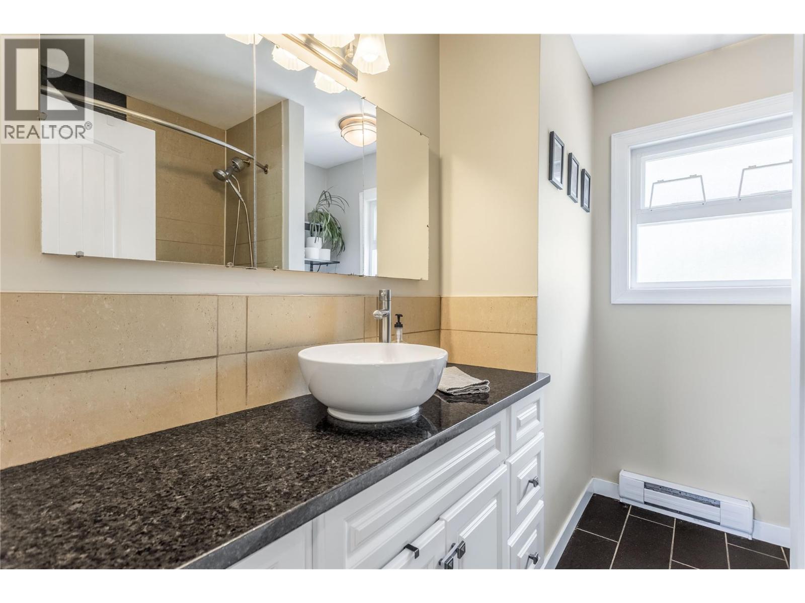 1385 Orchard Drive - 16