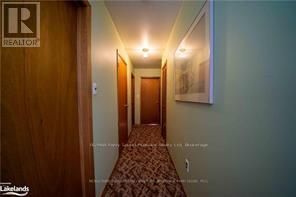 7 & 9 EAST POINT DRIVE - 44