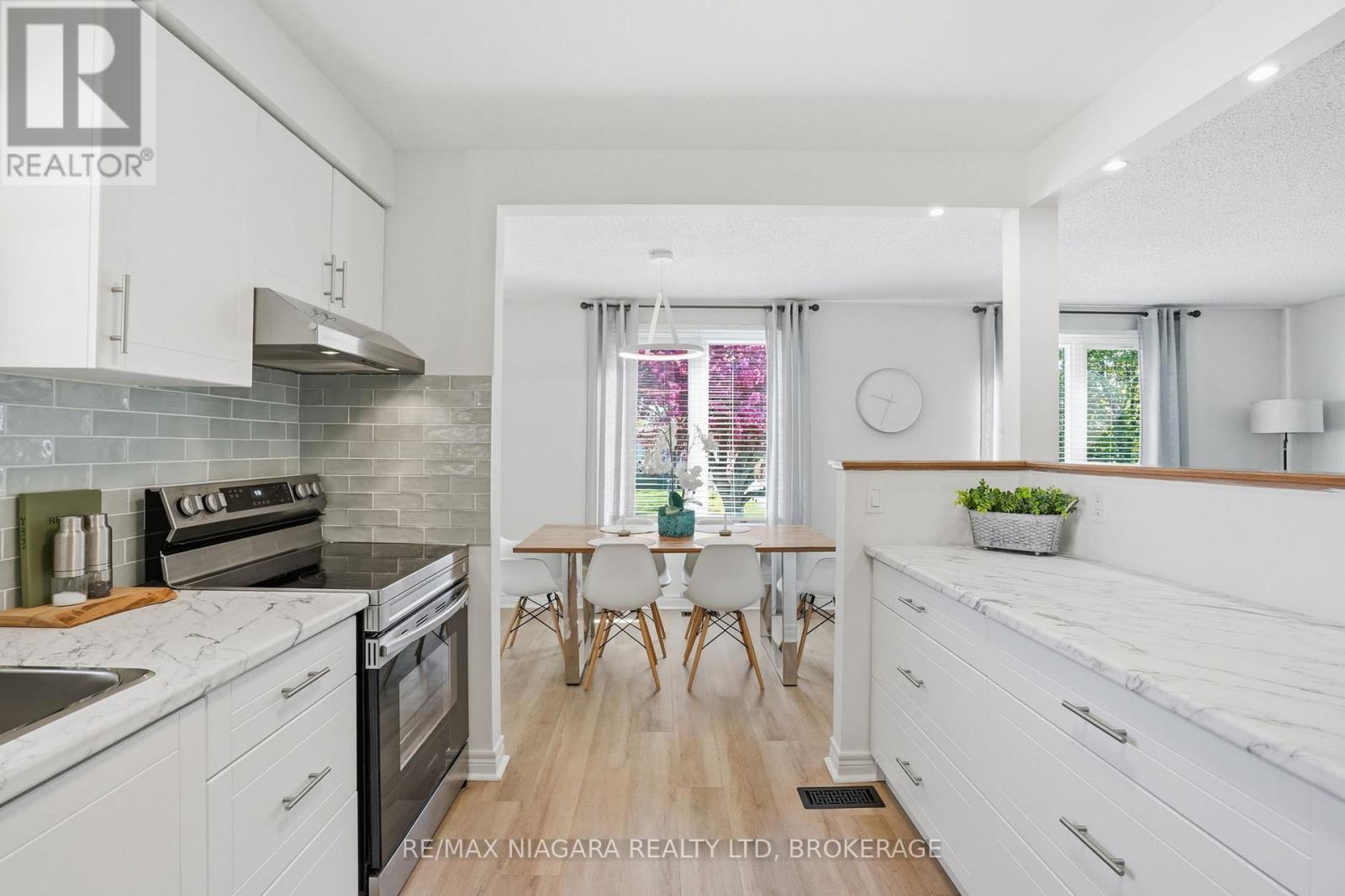 129 ELMA STREET - 20