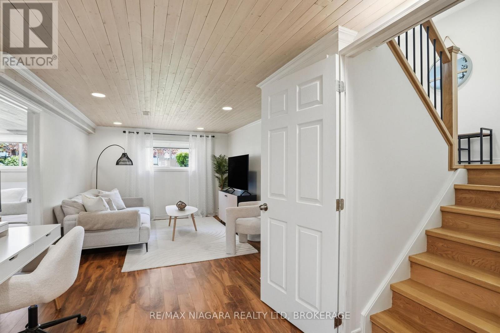 129 ELMA STREET - 28