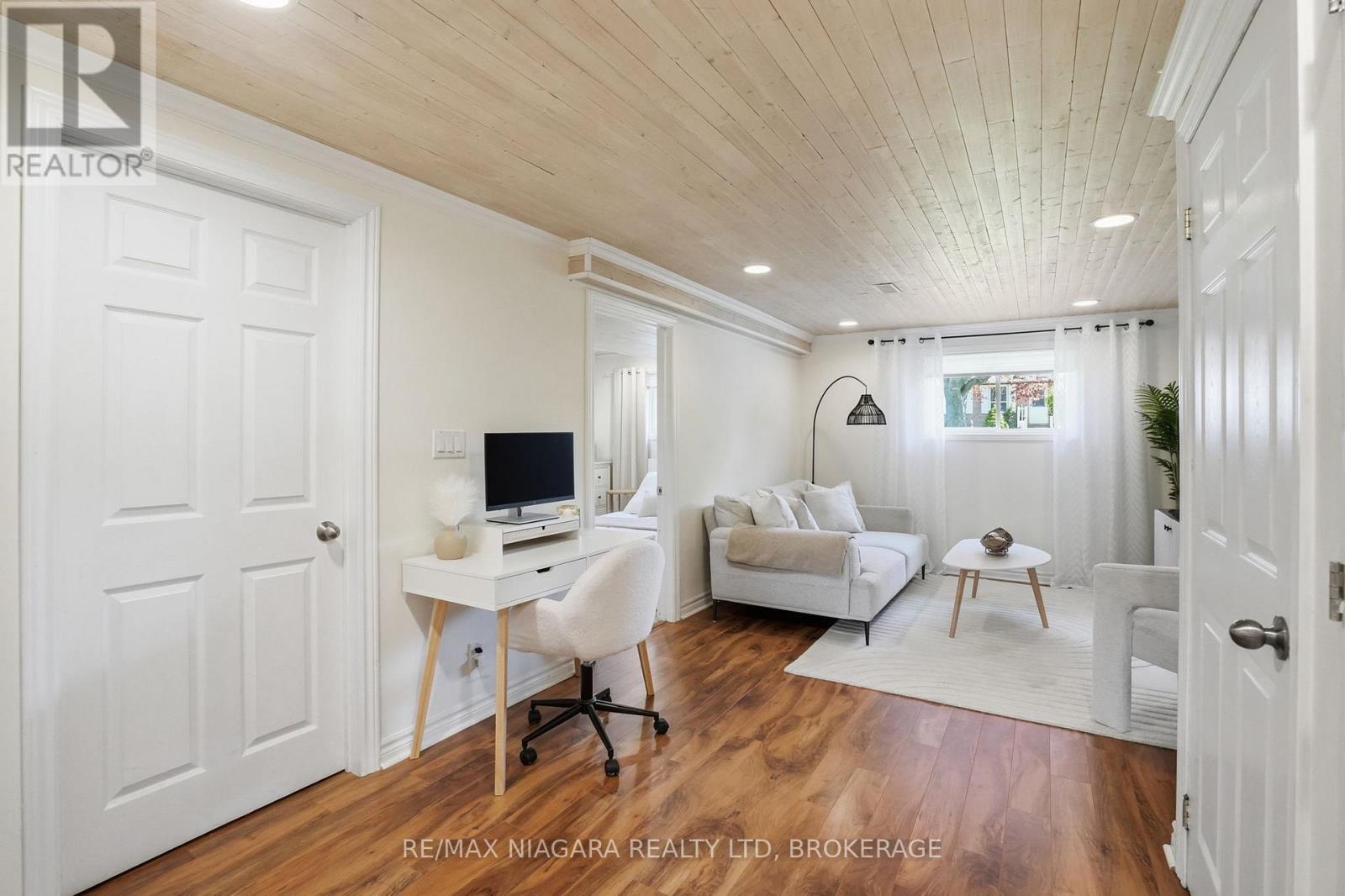 129 ELMA STREET - 29