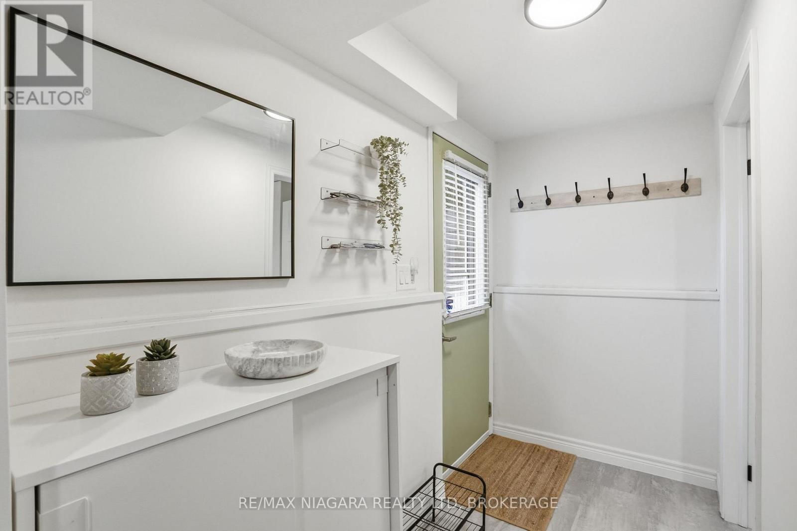 129 ELMA STREET - 38