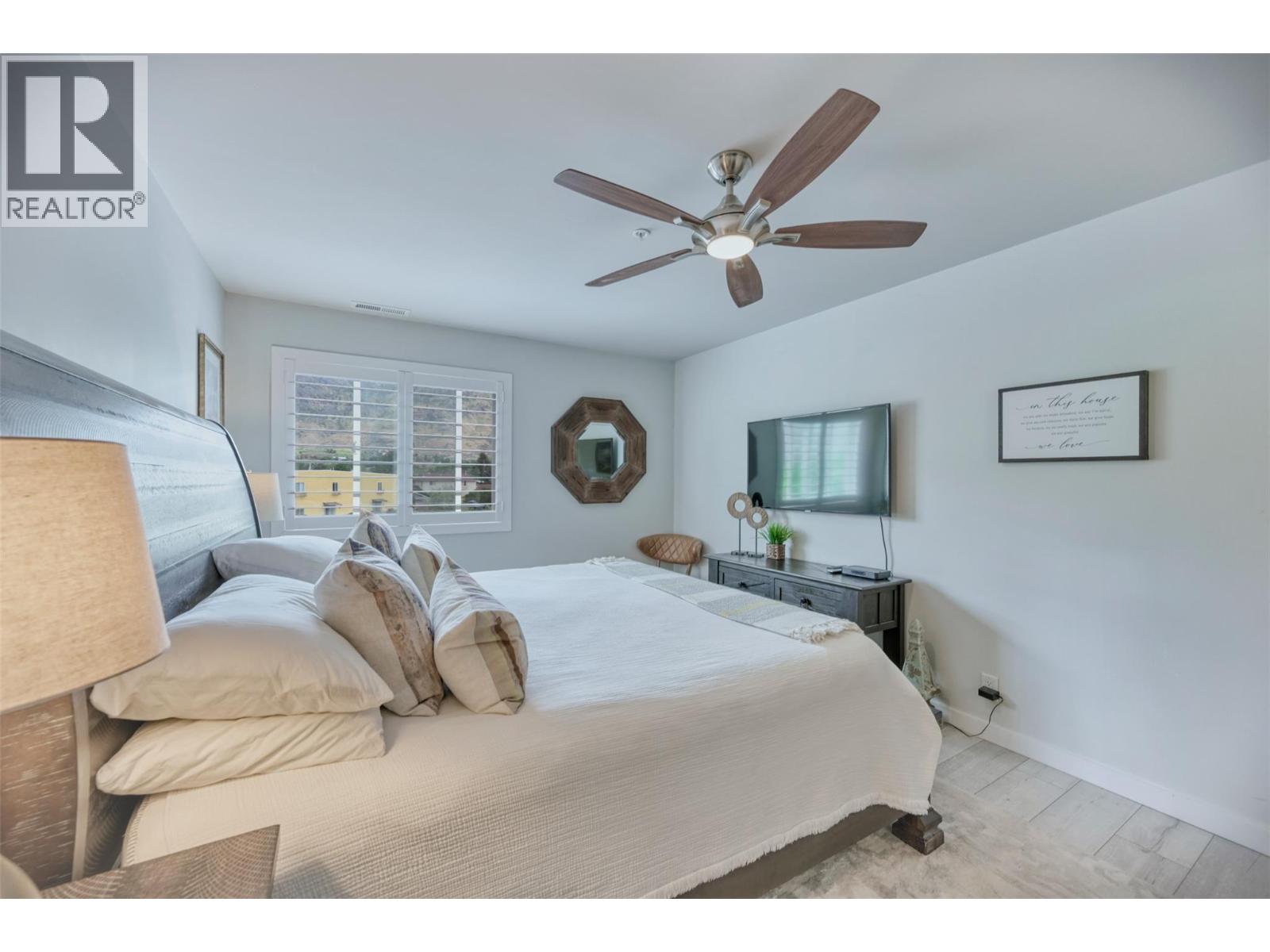 6805 COTTONWOOD Drive Unit# 201, Osoyoos