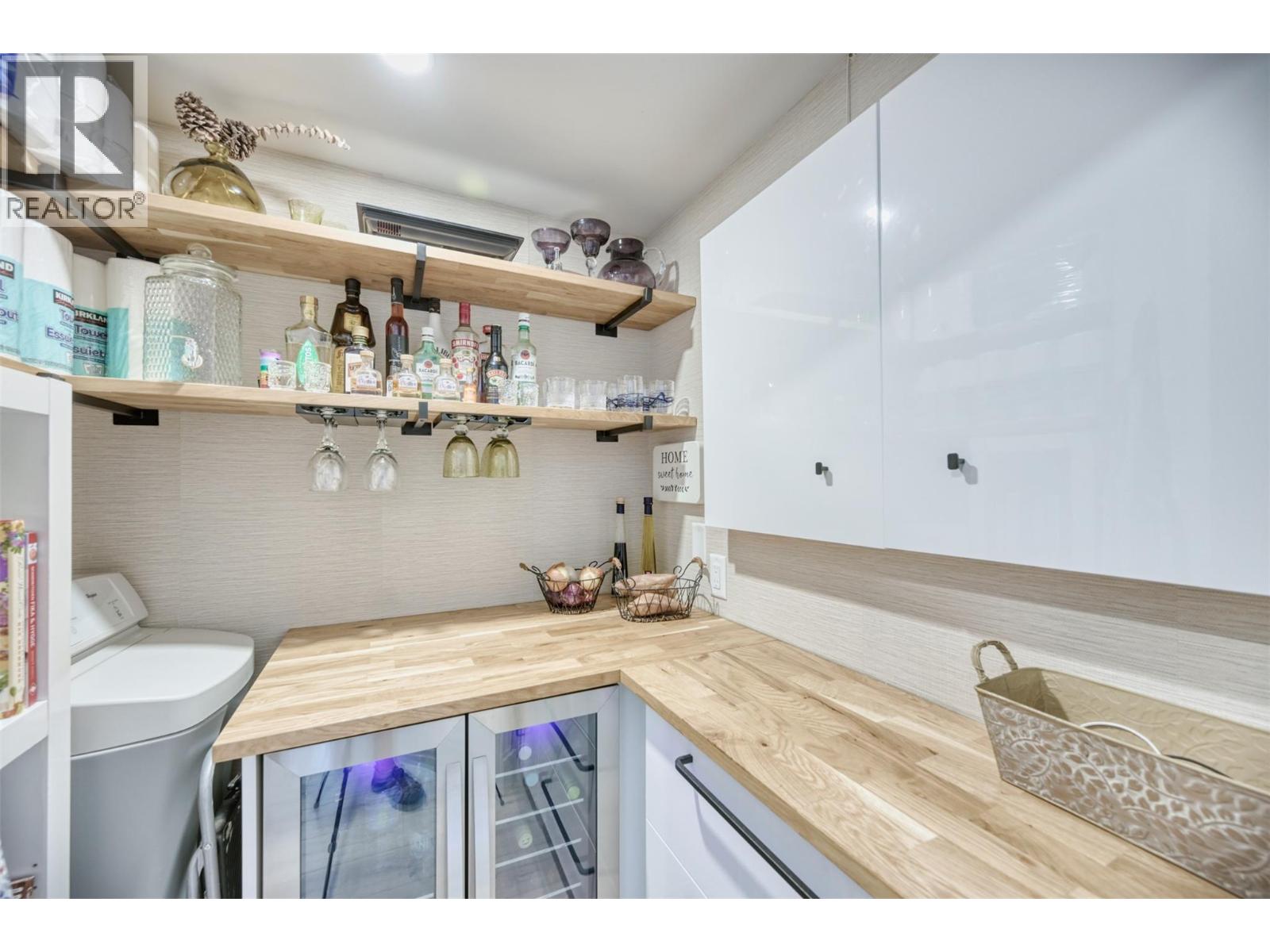 6805 COTTONWOOD Drive Unit# 201, Osoyoos