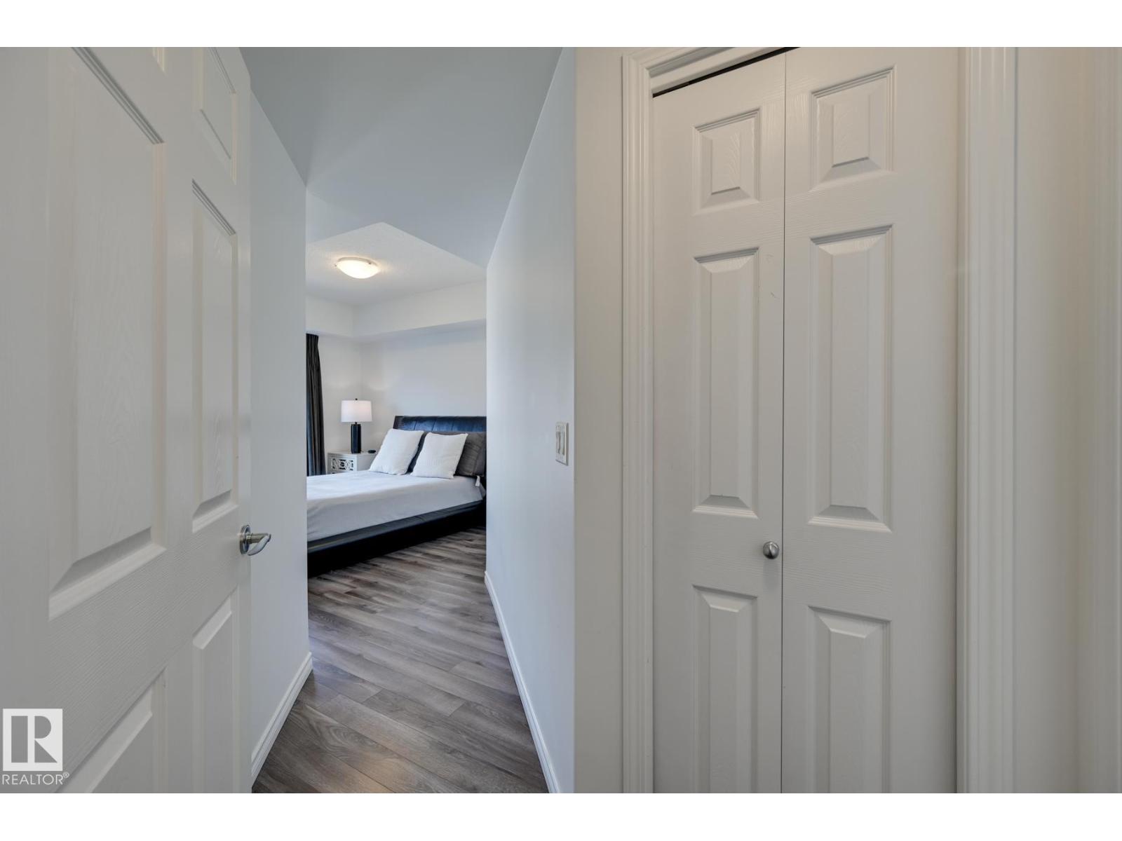 #407 10303 111 ST NW - 19