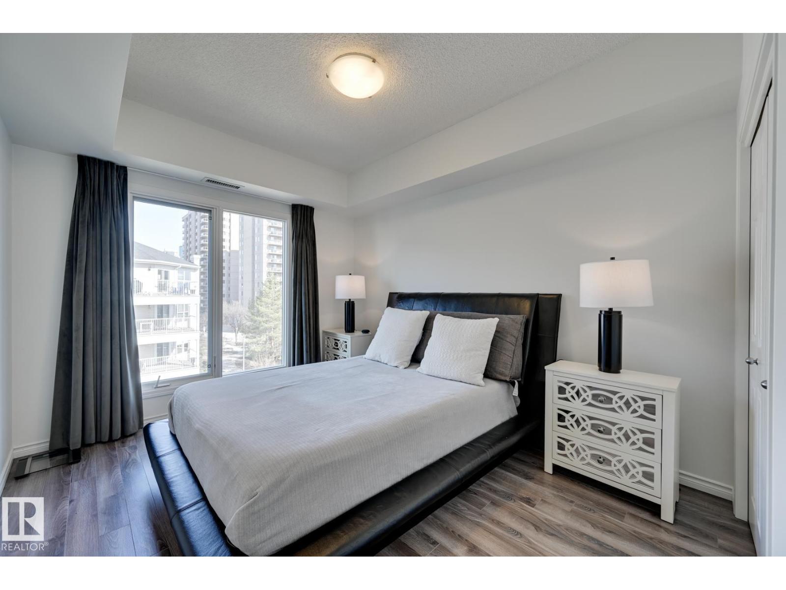 #407 10303 111 ST NW - 20