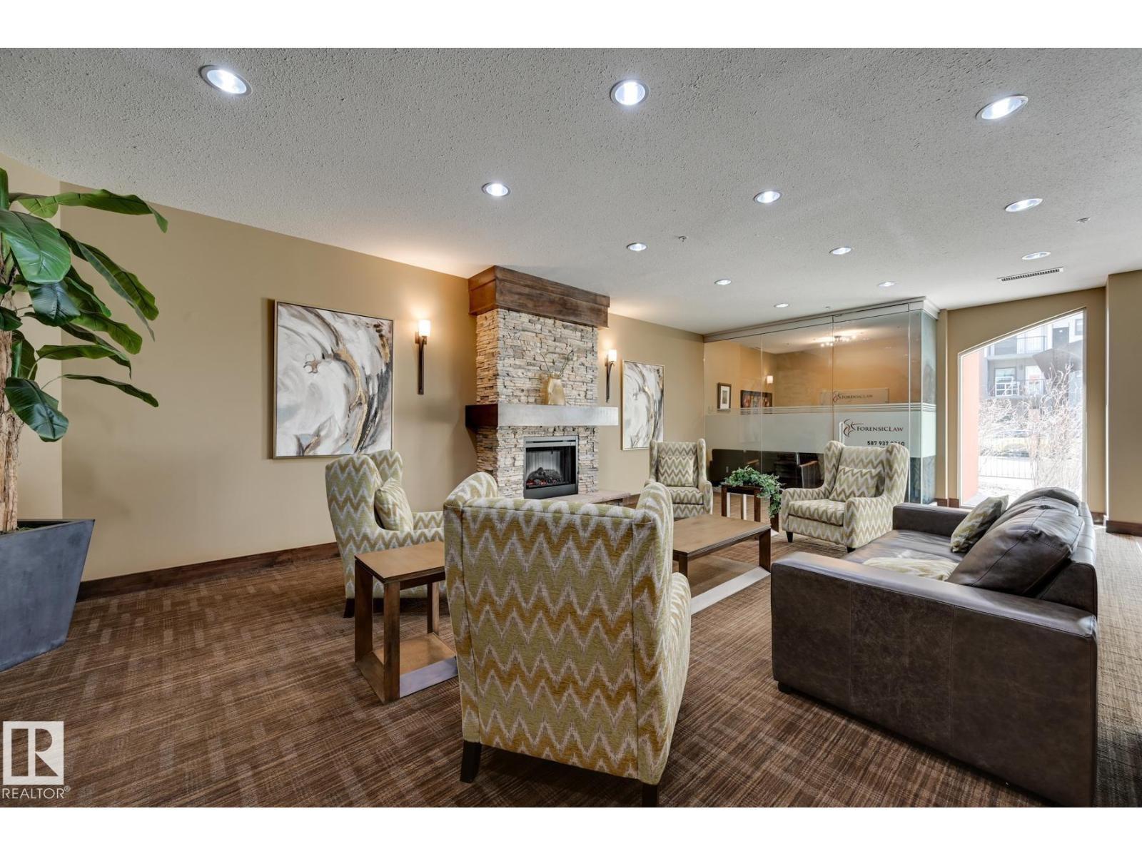 #407 10303 111 ST NW - 29