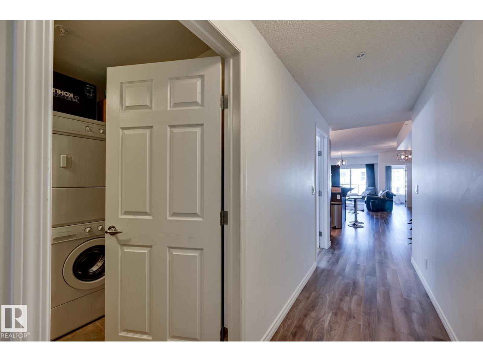 #407 10303 111 ST NW - 3