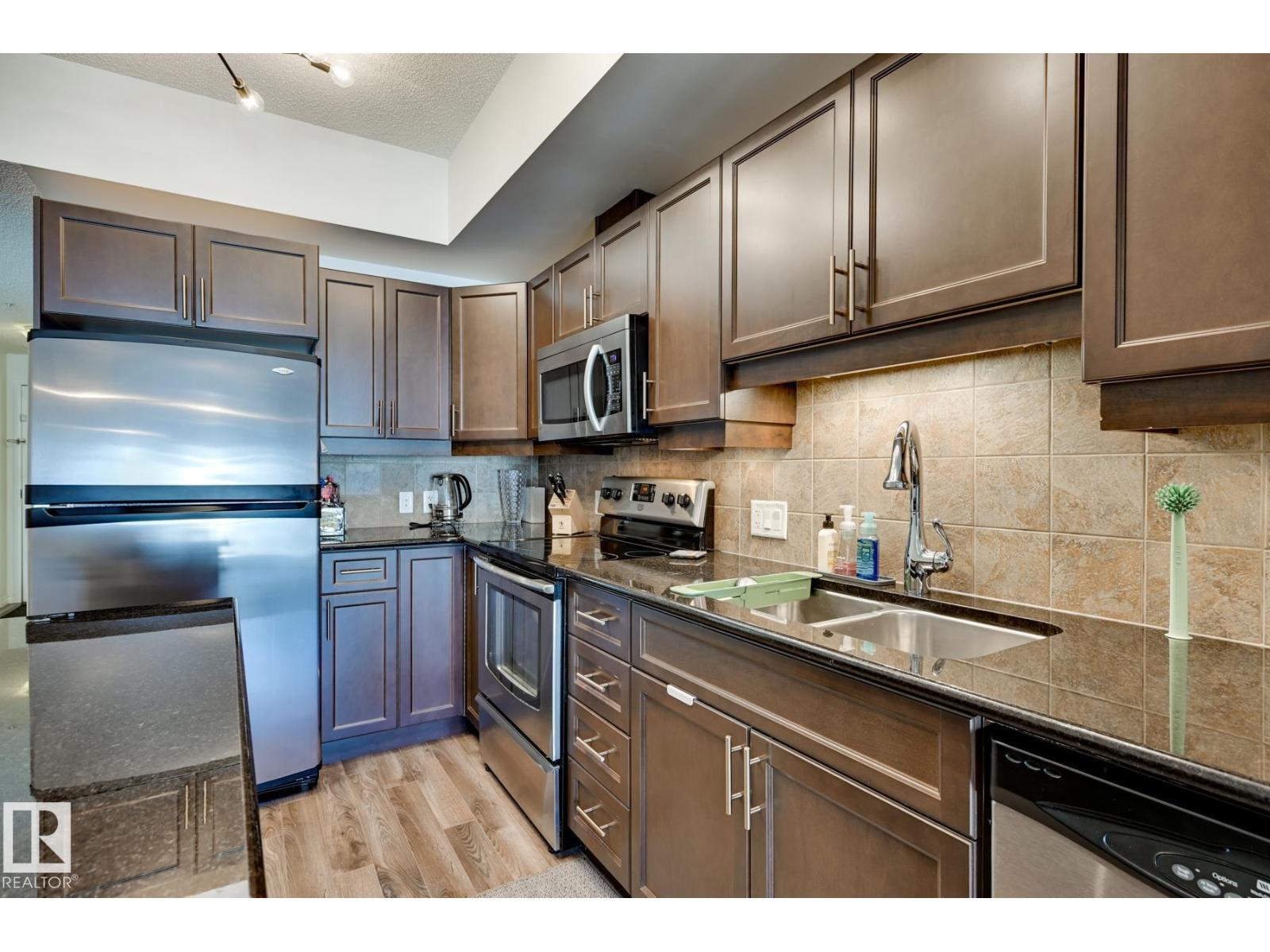 #407 10303 111 ST NW - 9